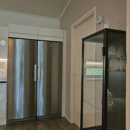 Aurora Vale - Discover Calm & Wonder Of Lapland Apartment